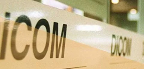 Regularización de antecedentes comerciales